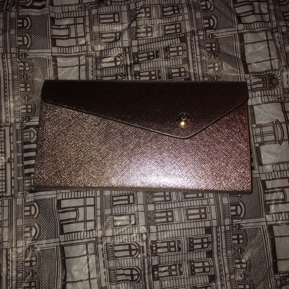 New Henri Bendel Rose Gold FoldingSunglasses Case